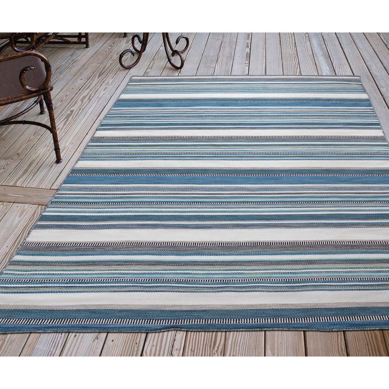 Liora Manne Sonoma Stripes Indoor/Outdoor Rug..