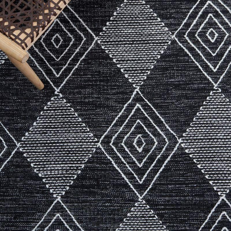 Kilim KLM306 Hand Woven Area Rug - Black/Ivory - 6'x6' - Safavieh.