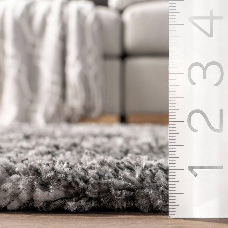 Handmade Gray Synthetic 8' x 10' Easy-Care Shag Rug