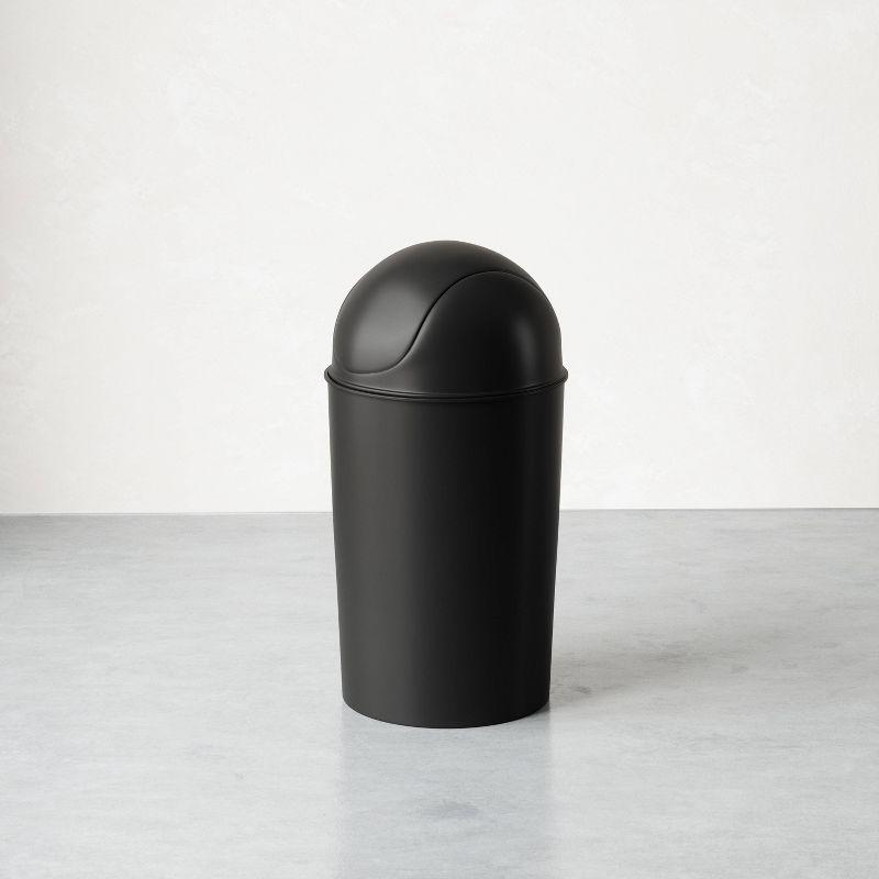 Plastic Swing Top Trash Can - 10 Gallons