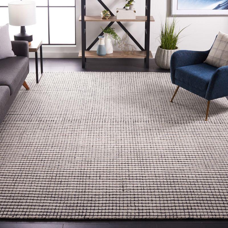 Abstract ABT853 Handmade Indoor Area Rug - Grey/Ivory - 8'x10' - Safavieh