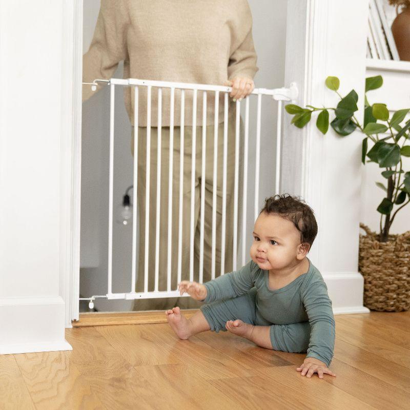 Summer by Ingenuity The Stairway Baby Gate - 42W Series