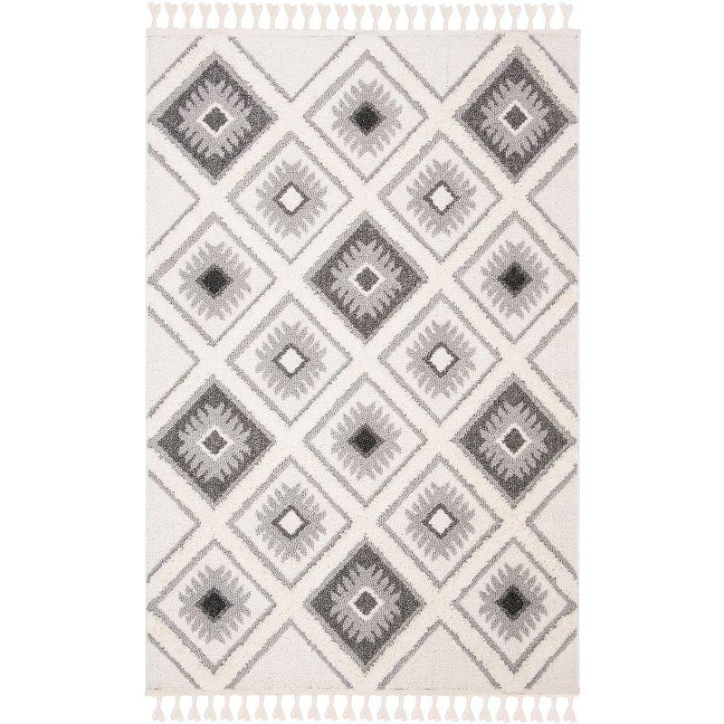 Ivory/Grey Diamond Braided 4' x 6' Handmade Shag Rug