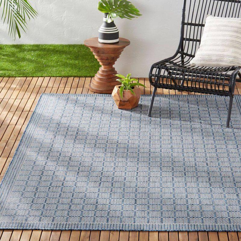 Luna Modern Geometric Blue/Gray Indoor/Outdoor Rectangular Rug