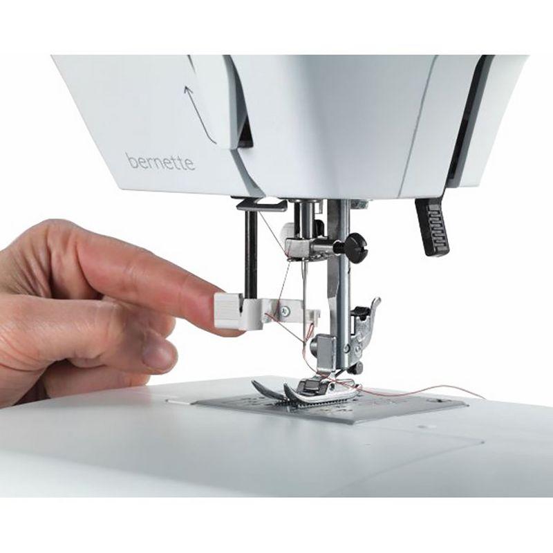 Bernette b33 Swiss Design Mechanical Sewing Machine