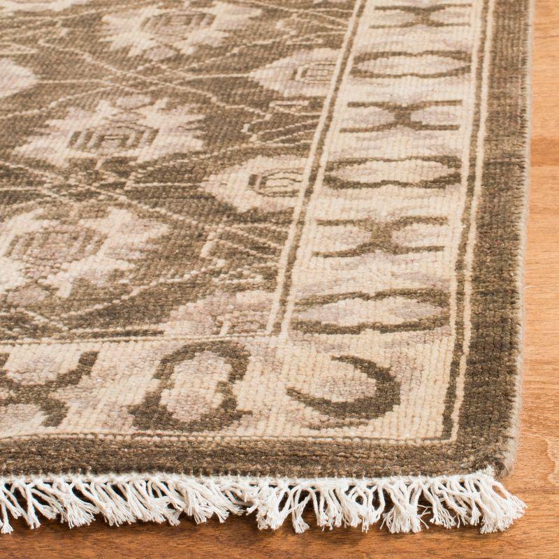 Hand-Knotted Traditional Oushak 6' x 9' Wool Area Rug in Brown