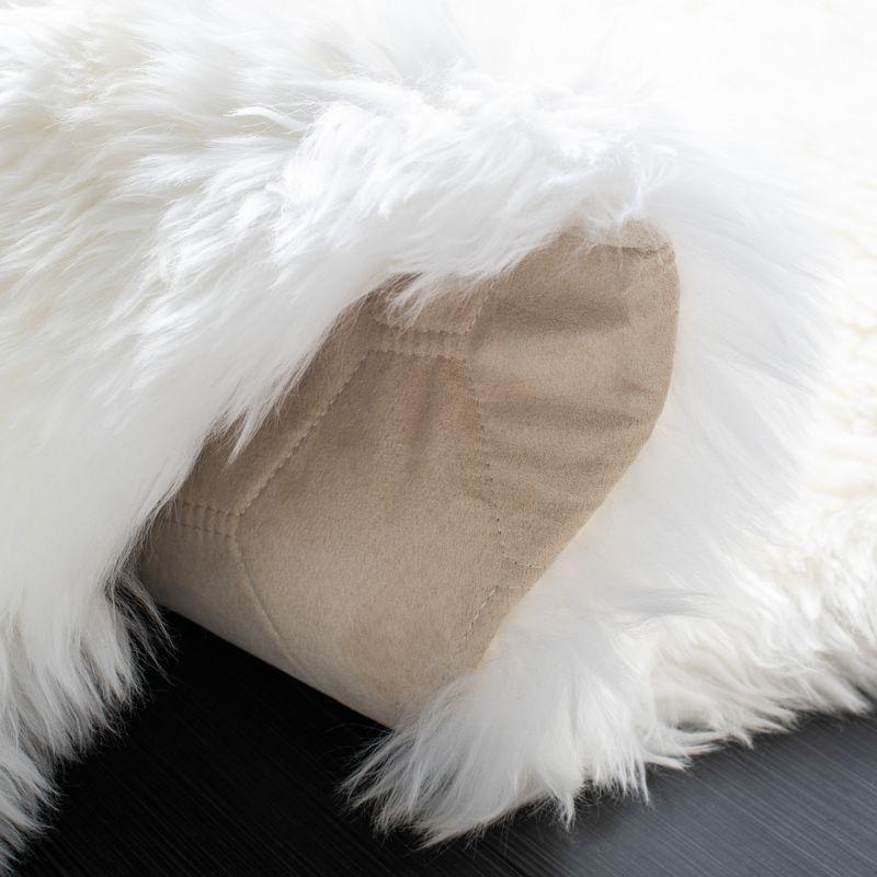 Sheep Skin SHS211 Hand Woven Accent Rug - Natural/White - 2'x3' - Safavieh.