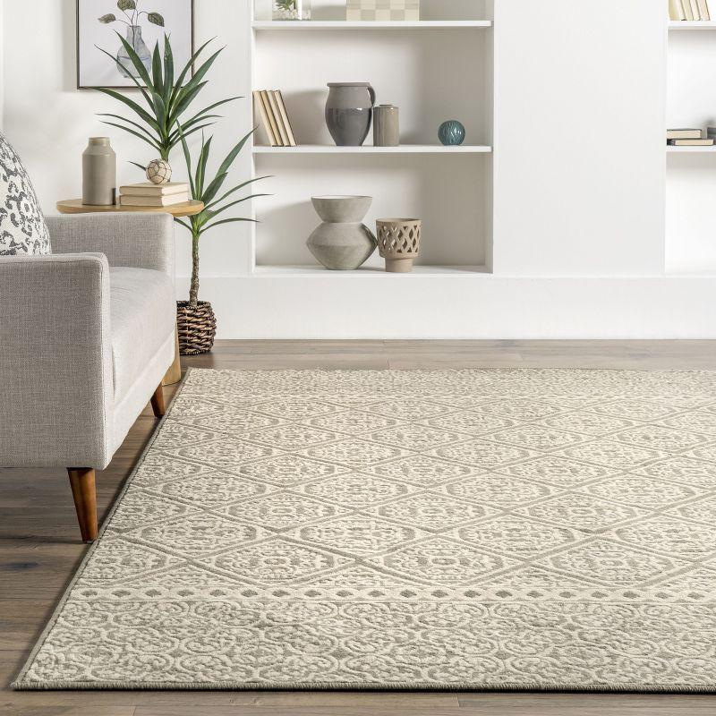 nuLOOM Transitional Floral Jeanette Area Rug