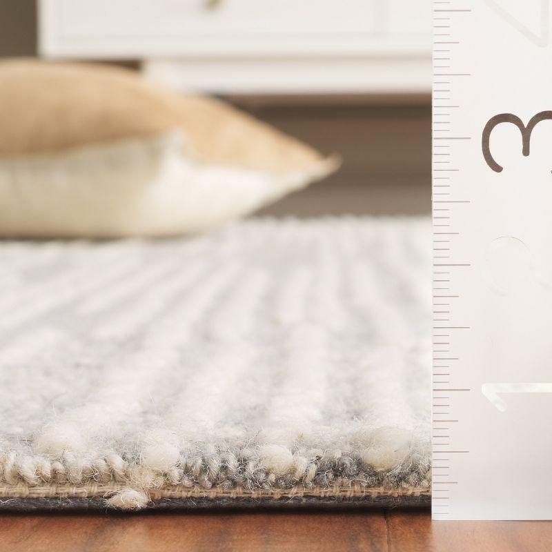 Abstract ABT282 Handmade Tufted Area Rug - Light Grey/Ivory - 6' X 9' - Safavieh