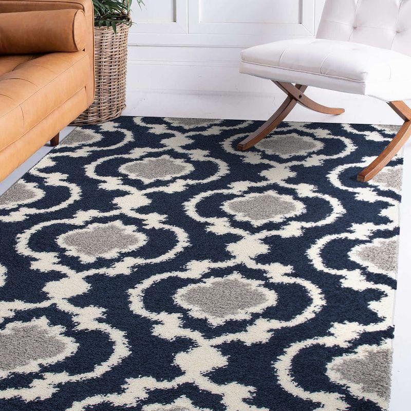 Navy Trellis Easy-Care Reversible Shag Rug 3'3" x 5'