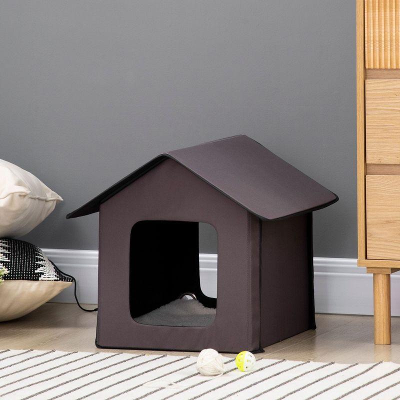 Tucker Murphy Pet™ Heated Cat House