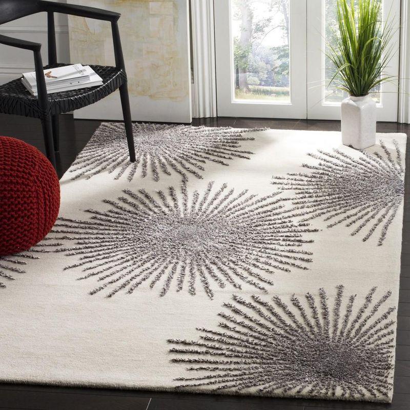 Soho SOH712 Hand Tufted Area Rug  - Safavieh