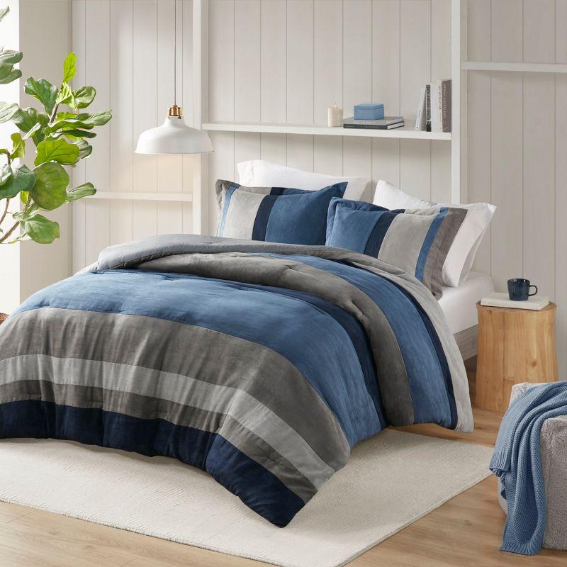Luxe Quilted Comforter Set Modern Transitional Design, All Season Down Alternative Warm Bedding Matching Shams, Bedskirt, Decorative Pillow,Cal King