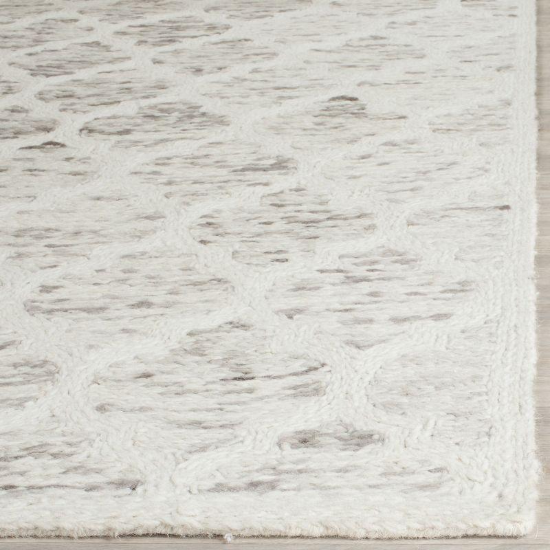 Himalaya HIM121 Hand Loomed Area Rug - Grey/Ivory - 5'x8' - Safavieh.