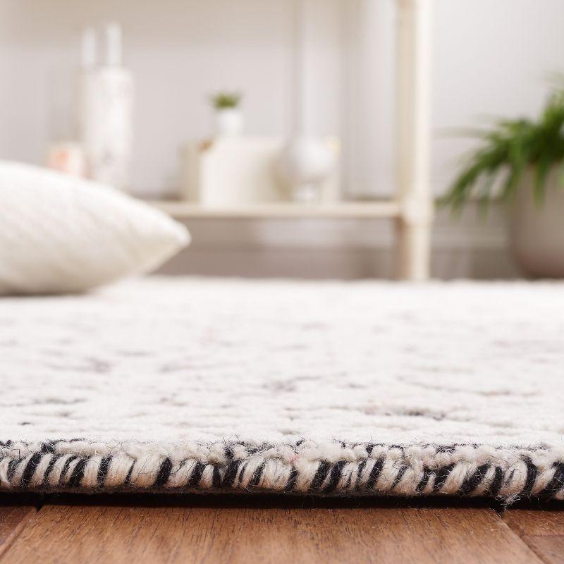 Metro MET879 Hand Tufted Area Rug  - Safavieh