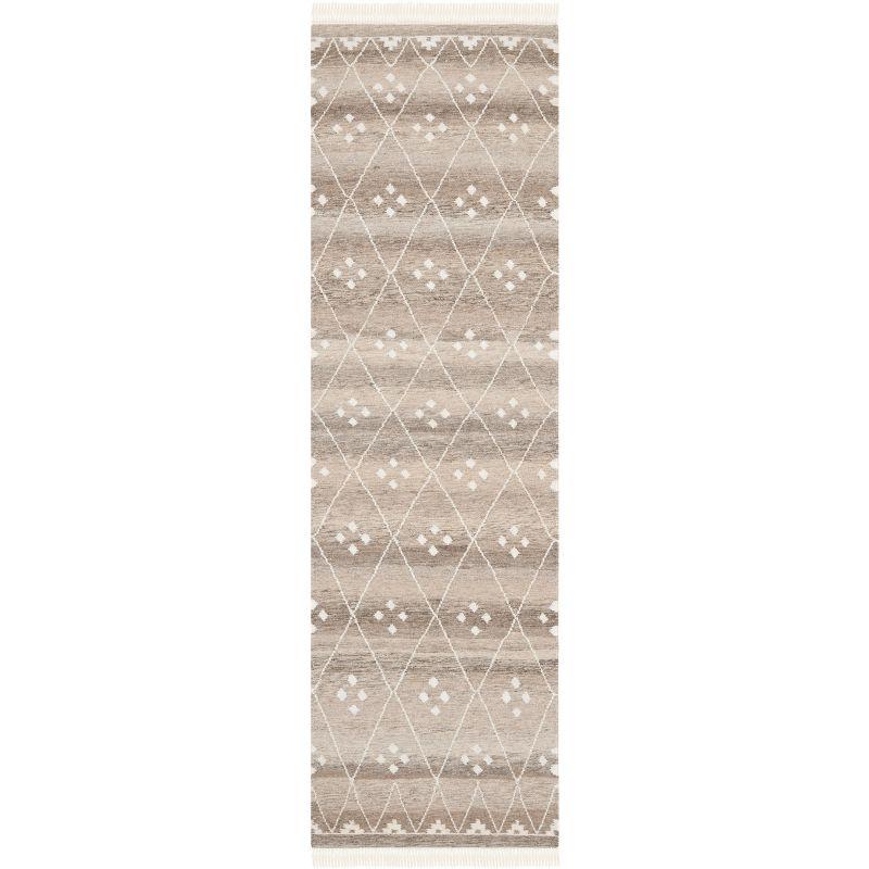 Natural Kilim NKM316 Hand Woven Accent Rug - Natural/Ivory - 2'6"x4' - Safavieh.