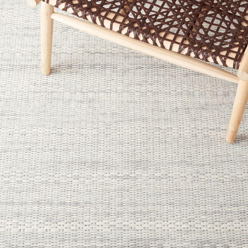 Handwoven Light Grey Wool Rectangular Rug, 5' x 8'