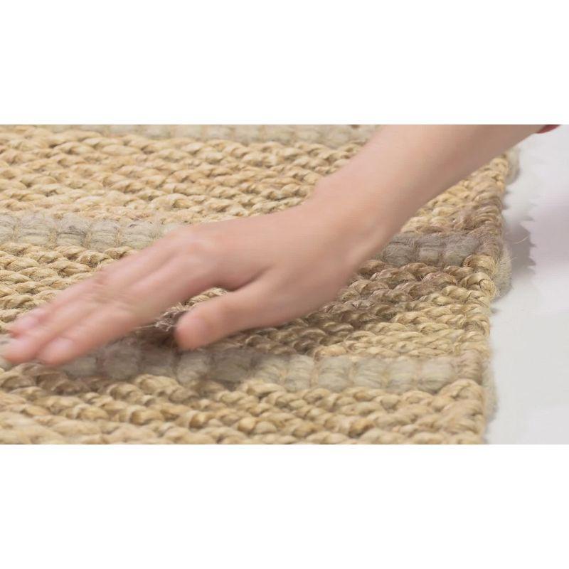 Handmade Ivory Wool Flat Woven Area Rug, 4' x 6'