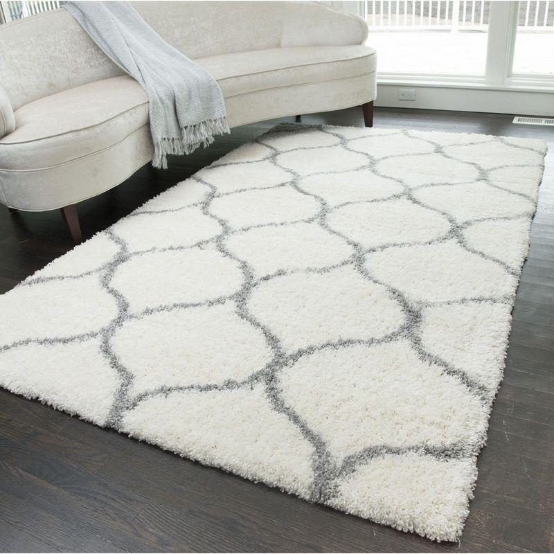 Luxurious Grey Ivory Links 8' x 10' Hand-Knotted Shag Area Rug