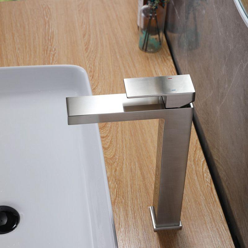 6028 Single Hole Bathroom Faucet Vessel Sink Faucet Single-handle Bathroom Faucet