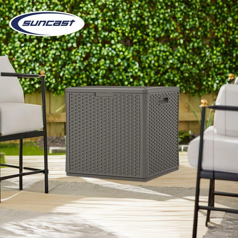 Suncast Suncast 26.75'' W 60 Gallons Water Resistant Resin Lockable Deck Box