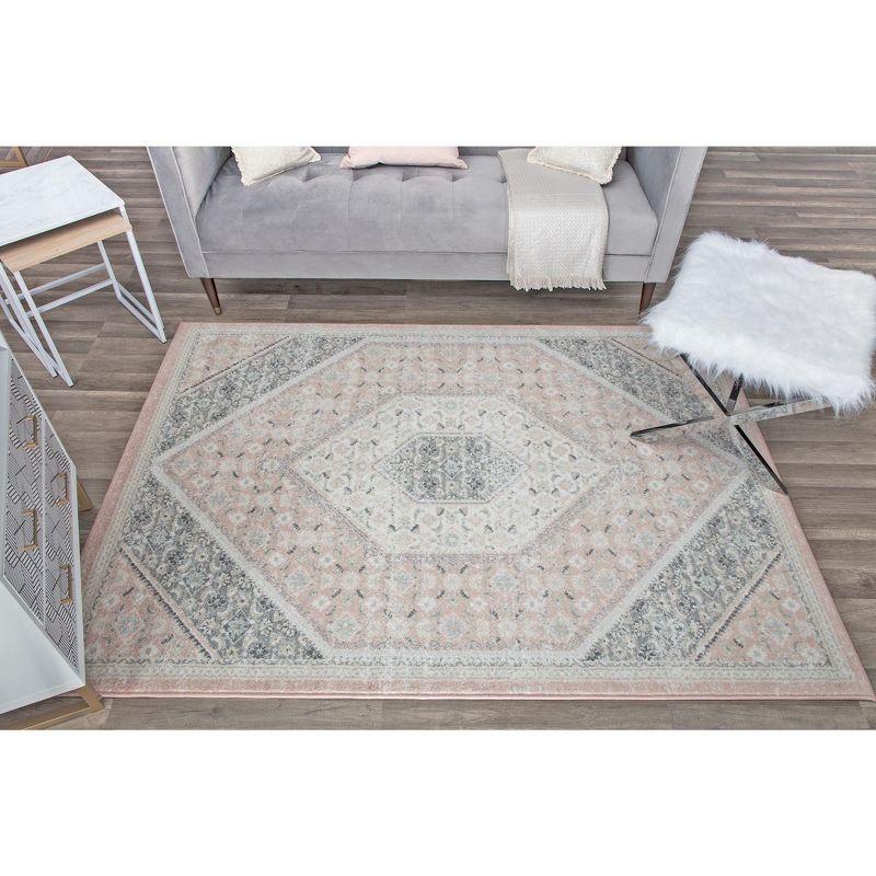 Elegant Gray Synthetic 5' x 7' Easy-Care Area Rug