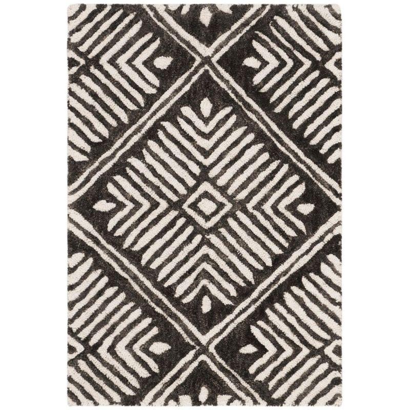 Cambridge CAM402 Hand Tufted Area Rug  - Safavieh