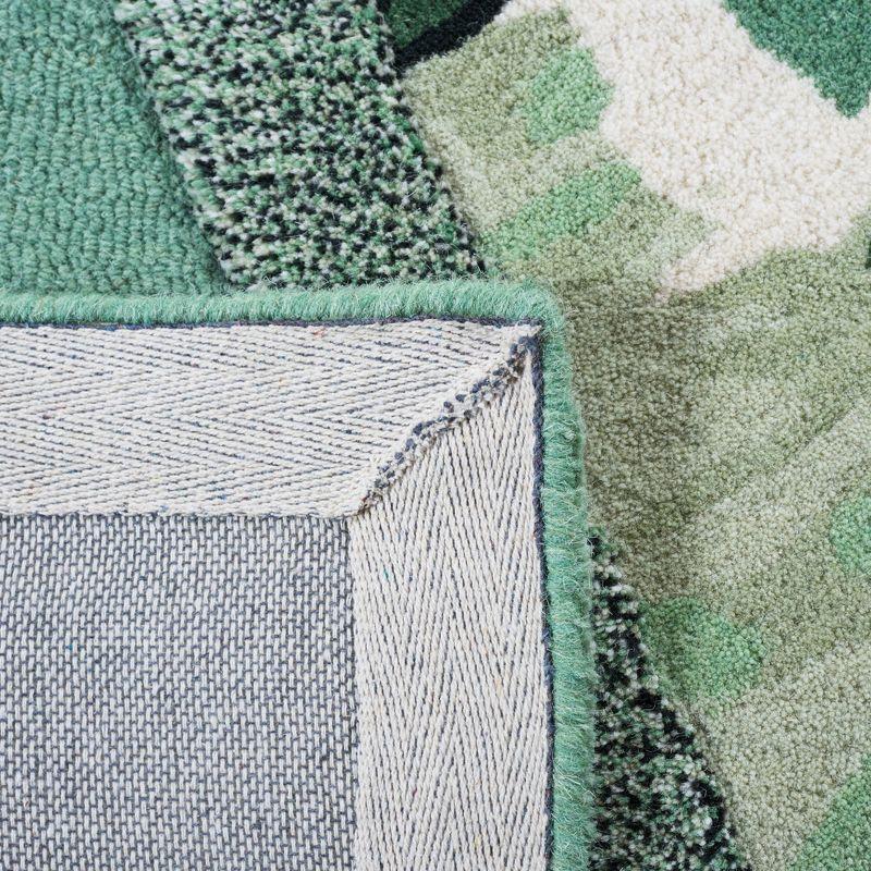 Fifth Avenue FTV127 Hand Tufted Indoor Area Rug - Green/Ivory - 5'x8' - Safavieh