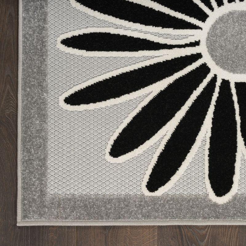 Nourison Aloha Daisy Flower Flatweave High-Low Indoor Outdoor Area Rug Black White 5'3" x 7'5"