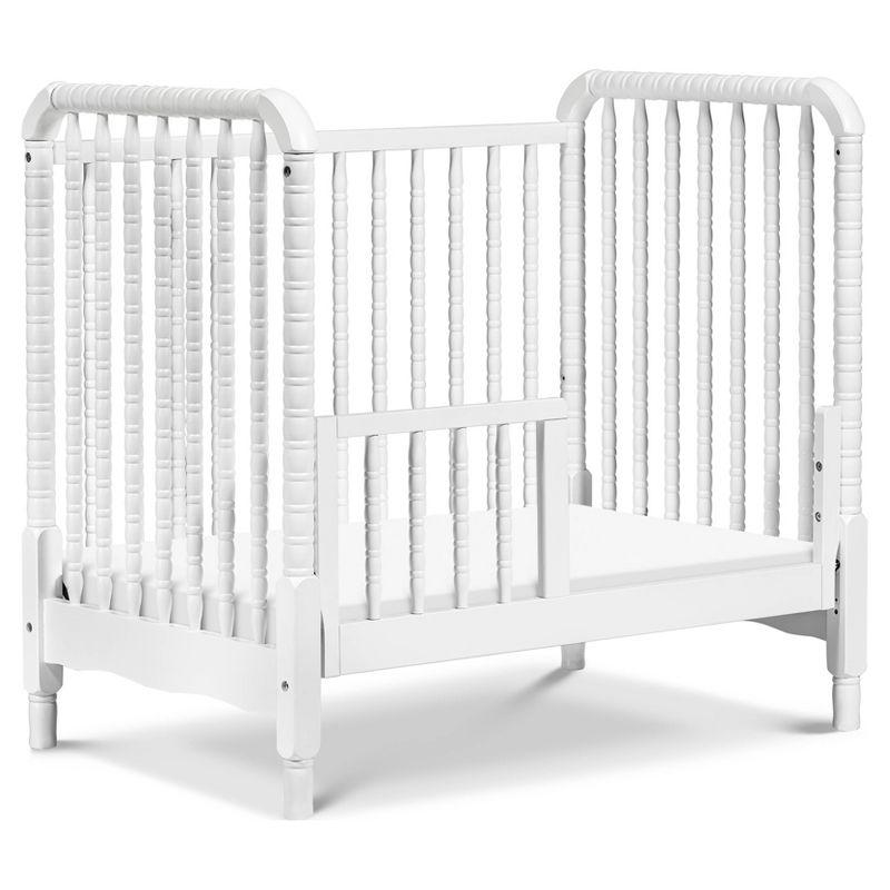 DaVinci Jenny Lind 3-in-1 Convertible Mini Crib