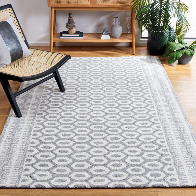 Capri CPR701 Hand Tufted Area Rug  - Safavieh