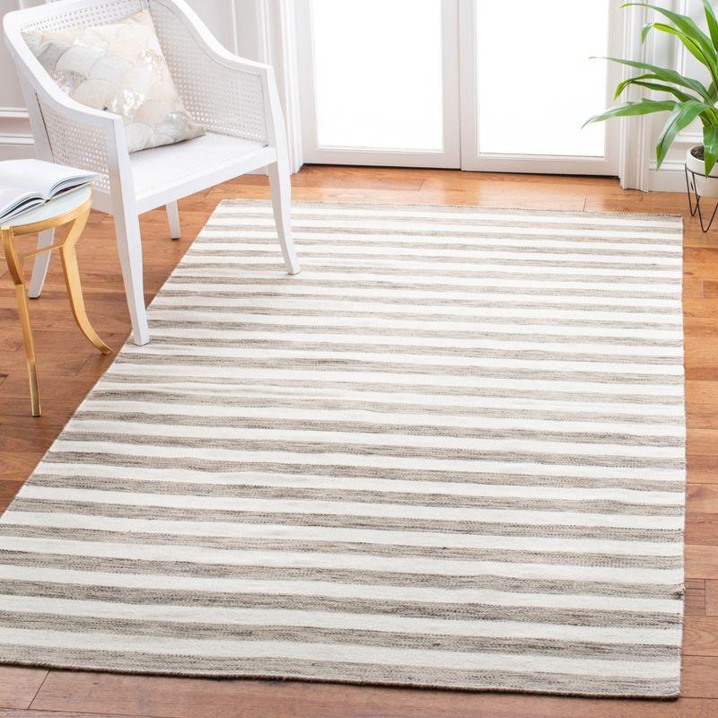 Dhurries DHU575 Hand Woven Area Rug  - Safavieh