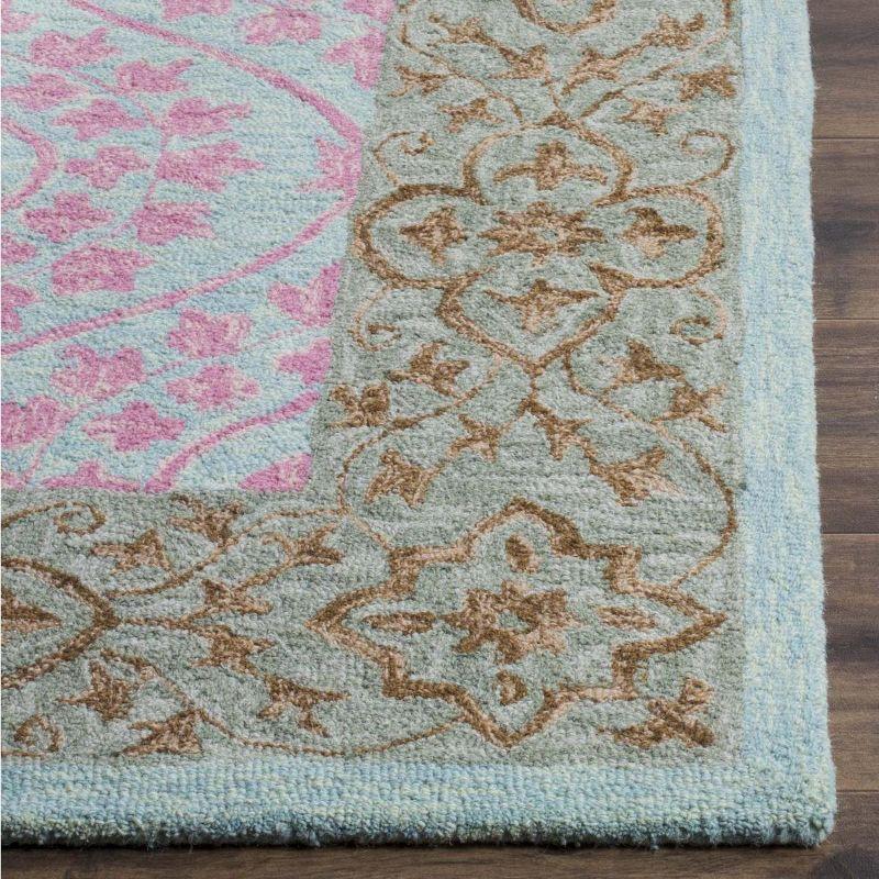 Ivory and Pink Hand-Knotted Wool Medallion Rug 4' x 6'