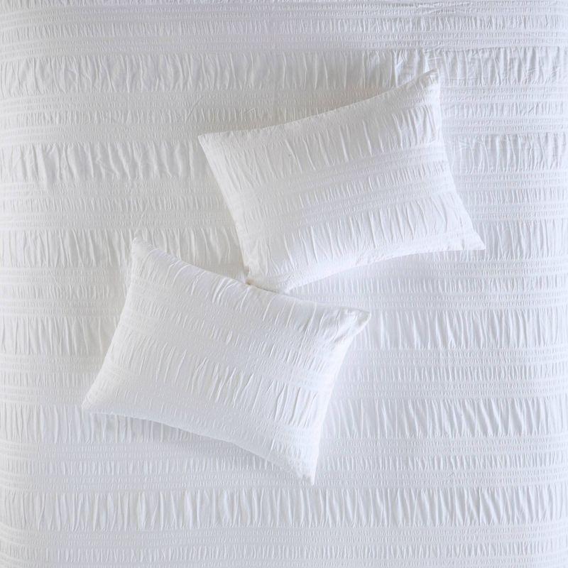 Nicolette White Standard Cotton 200 TC Seersucker 4-Piece Duvet Cover Set