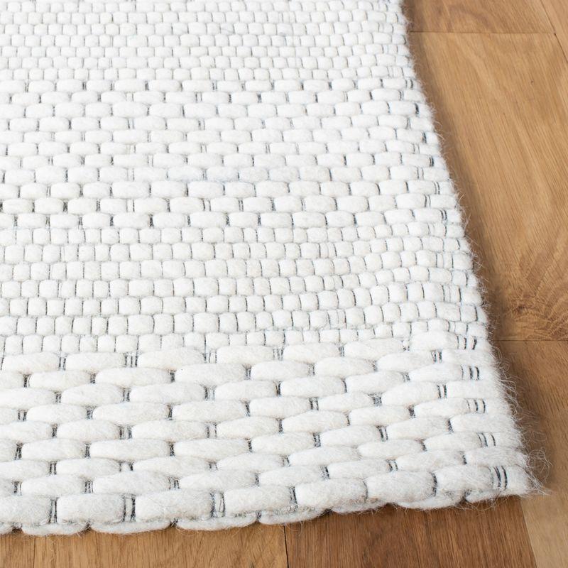 Marbella MRB207 Hand Woven Indoor Accent Rug - Light Grey/Ivory - 3'x5' - Safavieh
