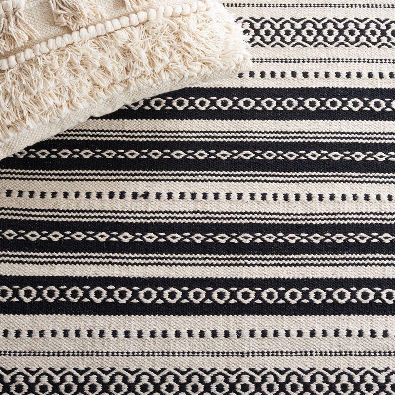 Montauk MTK726 Hand Woven, Flat Weave Indoor Area Rug - Black/Ivory - 6'x9' - Safavieh