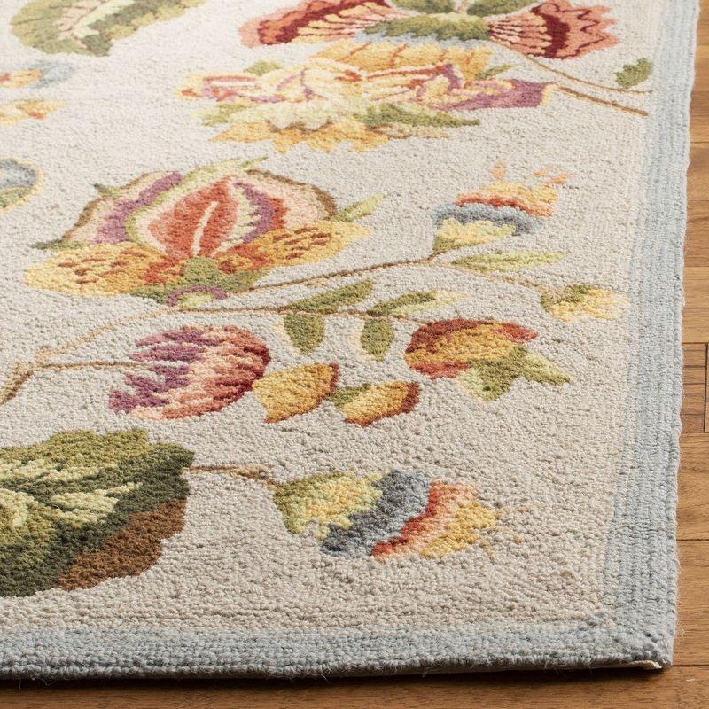 Chelsea HK331 Handmade Accent Rug - 2'6"x4' - Light Blue - Safavieh