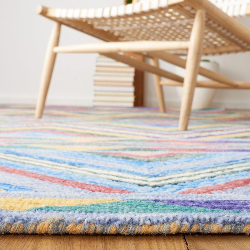 Metro MET251 Hand Tufted Area Rug - Red/Blue - 6'x6' - Safavieh..