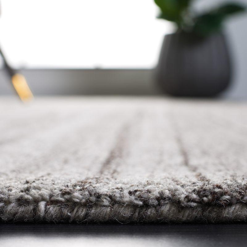 Abstract ABT901 Handmade Indoor Area Rug - Grey - 6'x9' - Safavieh