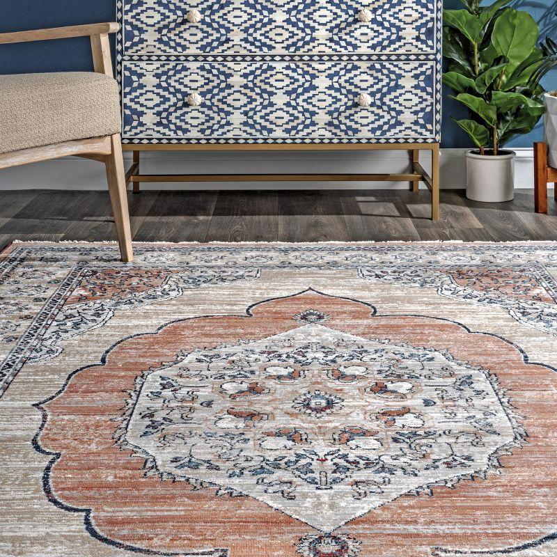 Nuloom Makenna Medallion Indoor Area Rug