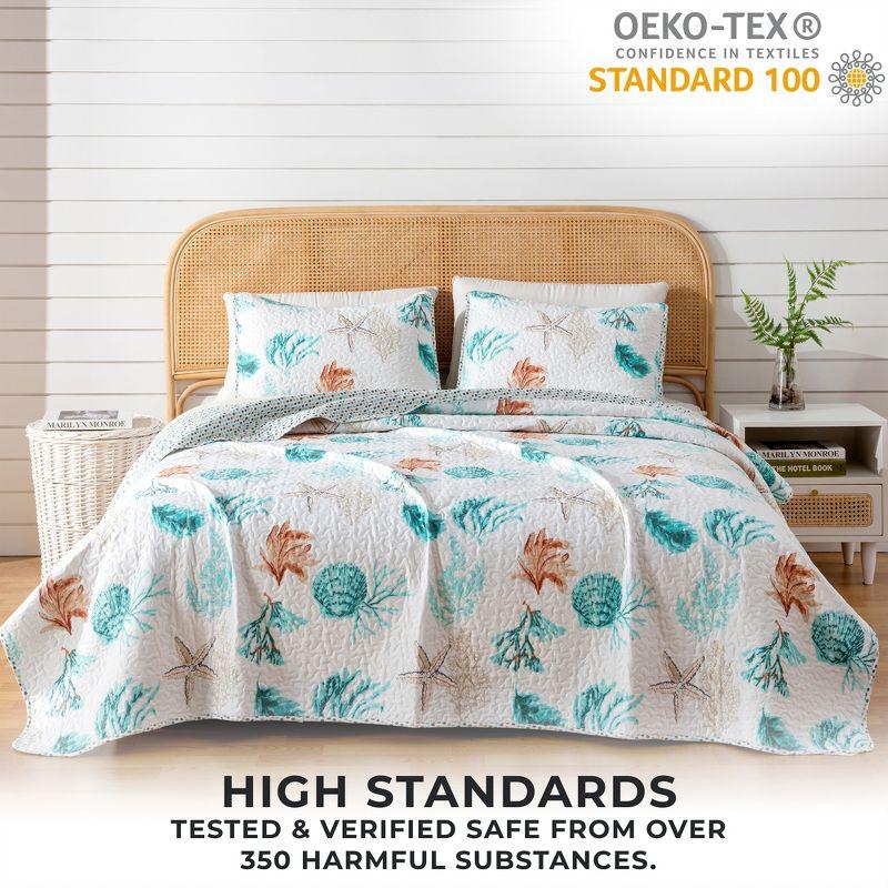 FreshFolds Bright Watercolor Coral Print Quilt Set with Shams