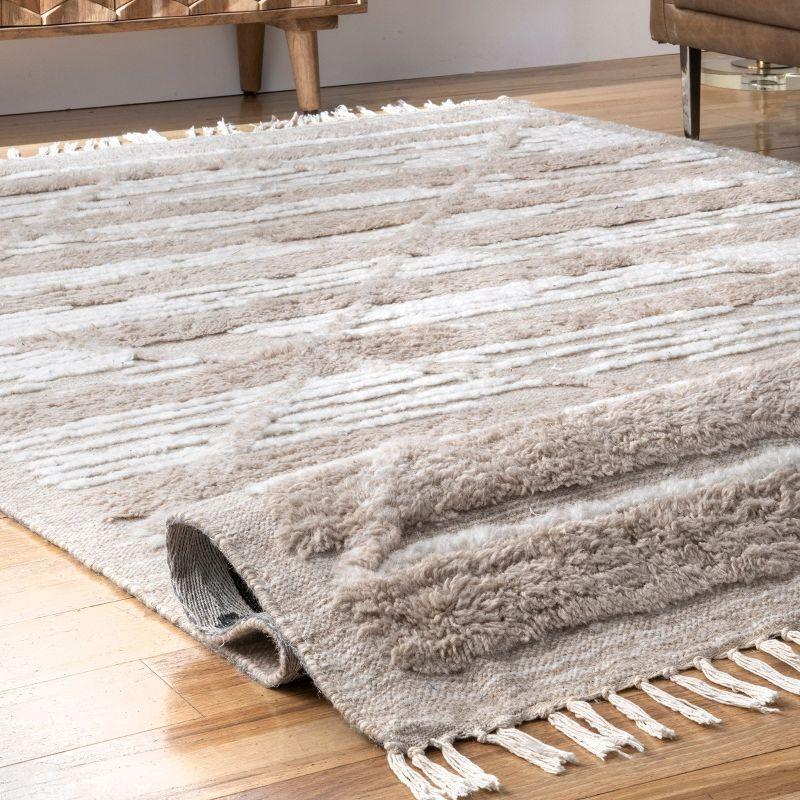 Handmade Geometric Shag Wool-Cotton Area Rug, 5' x 8', Beige