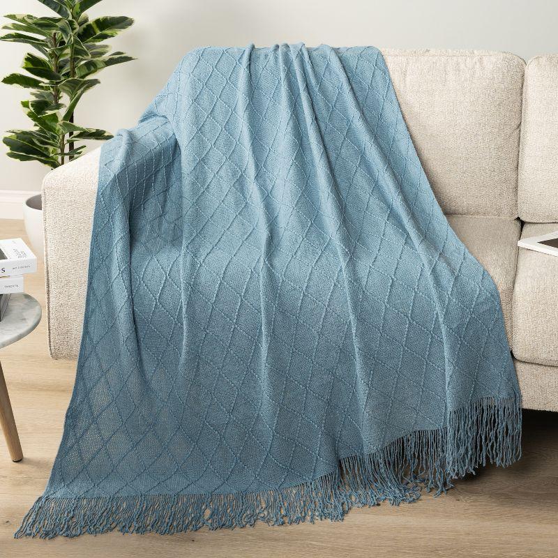 Pavilia Throw Blanket
