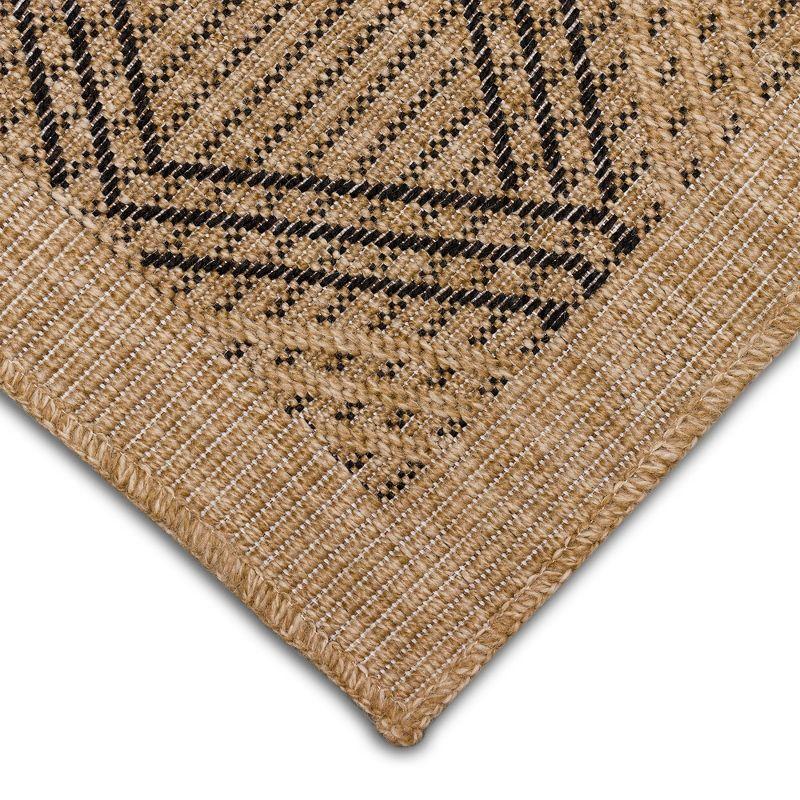Liora Manne Sahara Links Indoor/Outdoor Rug Natural 3'3" x 4'11"