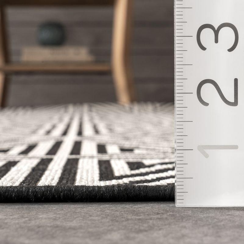 nuLOOM Kelsey Modern Abstract Indoor and Outdoor Area Rug