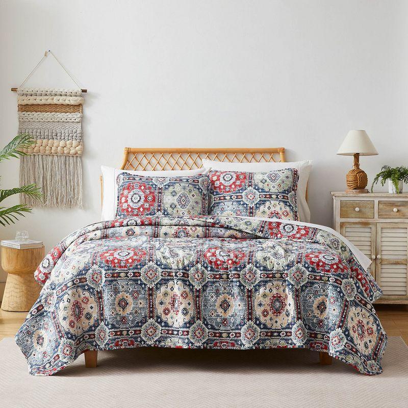 Southshore Fine Living Kilim Oversized 3-Piece Quilt Set with Shams