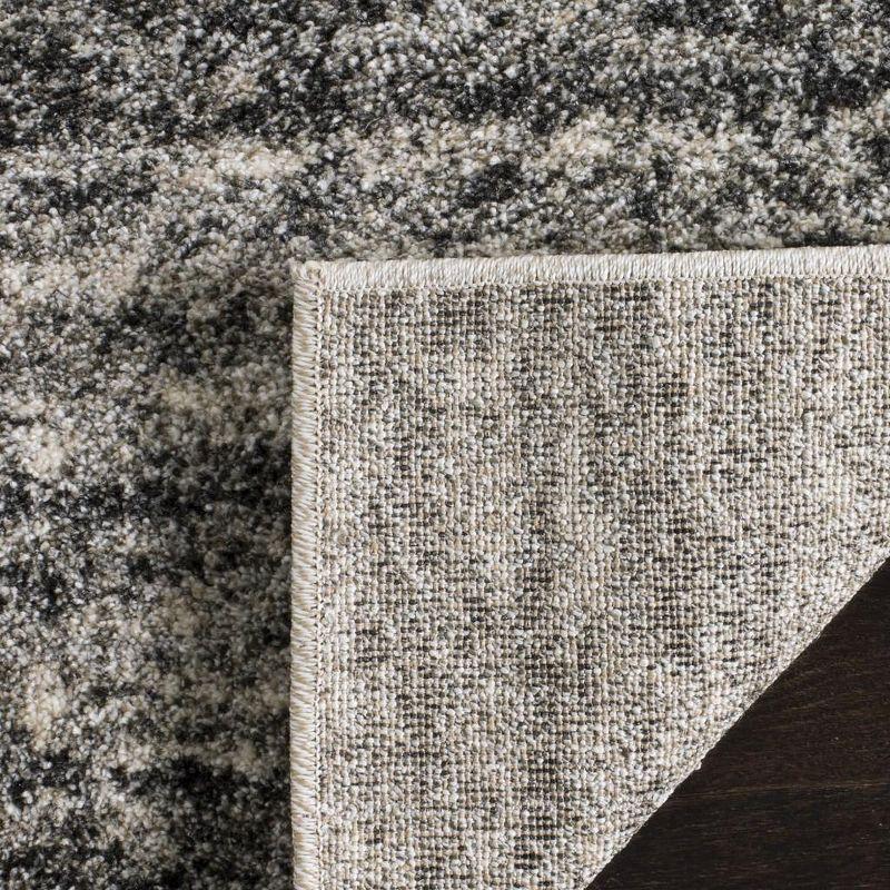 Retro RET2133 Power Loomed Indoor Accent Rug - 4'x6' - Ivory/Grey - Safavieh
