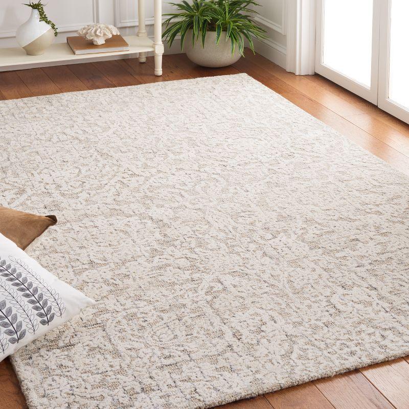 Safavieh Floral Hand Tufted 60% Wool, 20% Viscose, And 20% Cotton Floral Rug