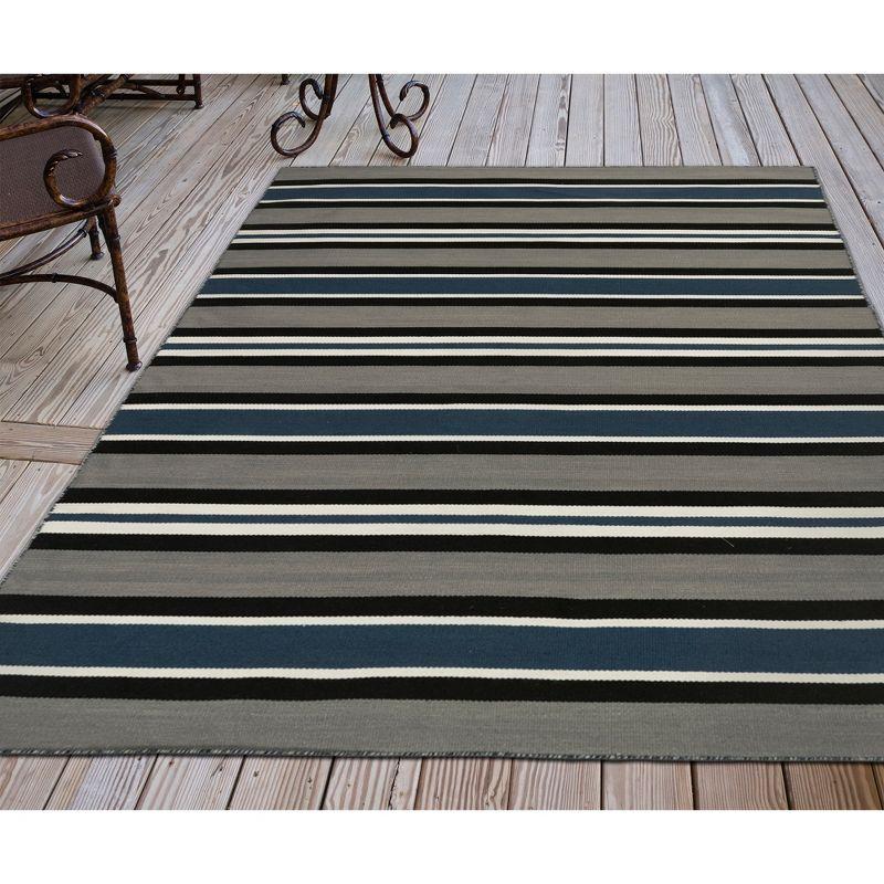 Coastal Stripe Navy Blue Synthetic 4' x 6' Reversible Outdoor Rug