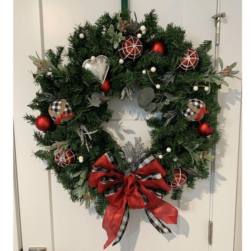 Northlight Canadian Pine Artificial Christmas Wreath, 30-Inch, Unlit